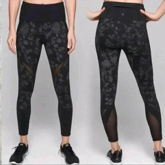 Athleta Moonlight Precision Tight Floral Crop Mesh Womens Size Medium - Picture 1 of 11